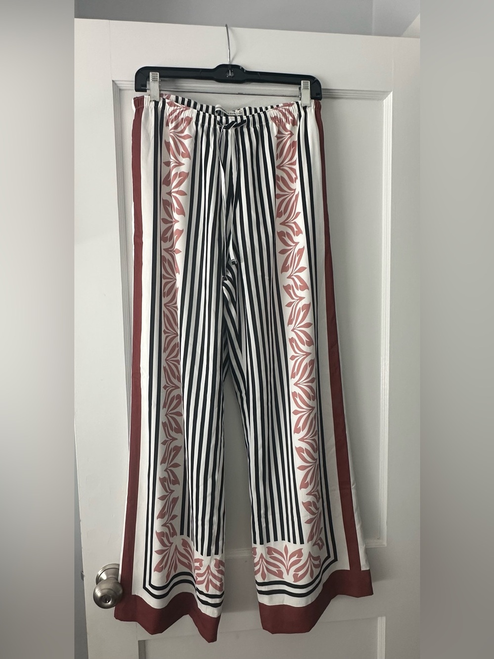Abercrombie & Fitch Drapey Wide Leg Pant